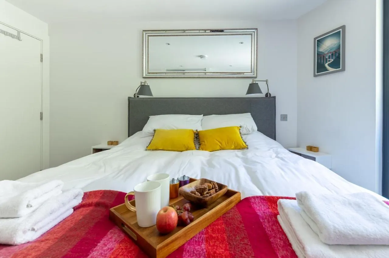Castle View Luxury 1 Bed Flat Apartment Edinburgh
