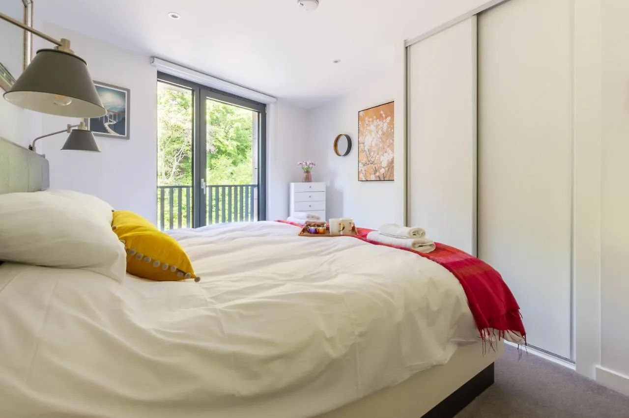Castle View Luxury 1 Bed Flat Apartment Edinburgh